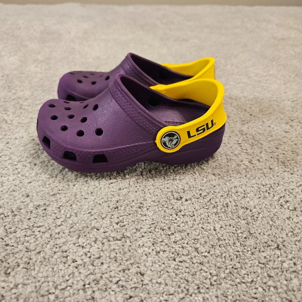 Crocs Toddler 8/9 LSU Tigers Purple Gold Clogs NCAA Licensed‎ Team Shoes